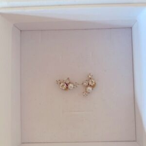 Mejuri cluster earring set on gold vermeil